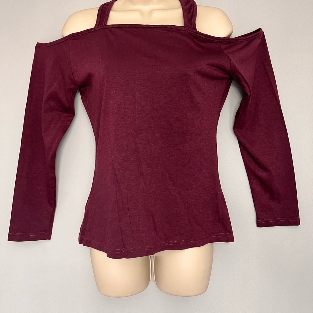 Off shoulder top - Picture 2 of 5
